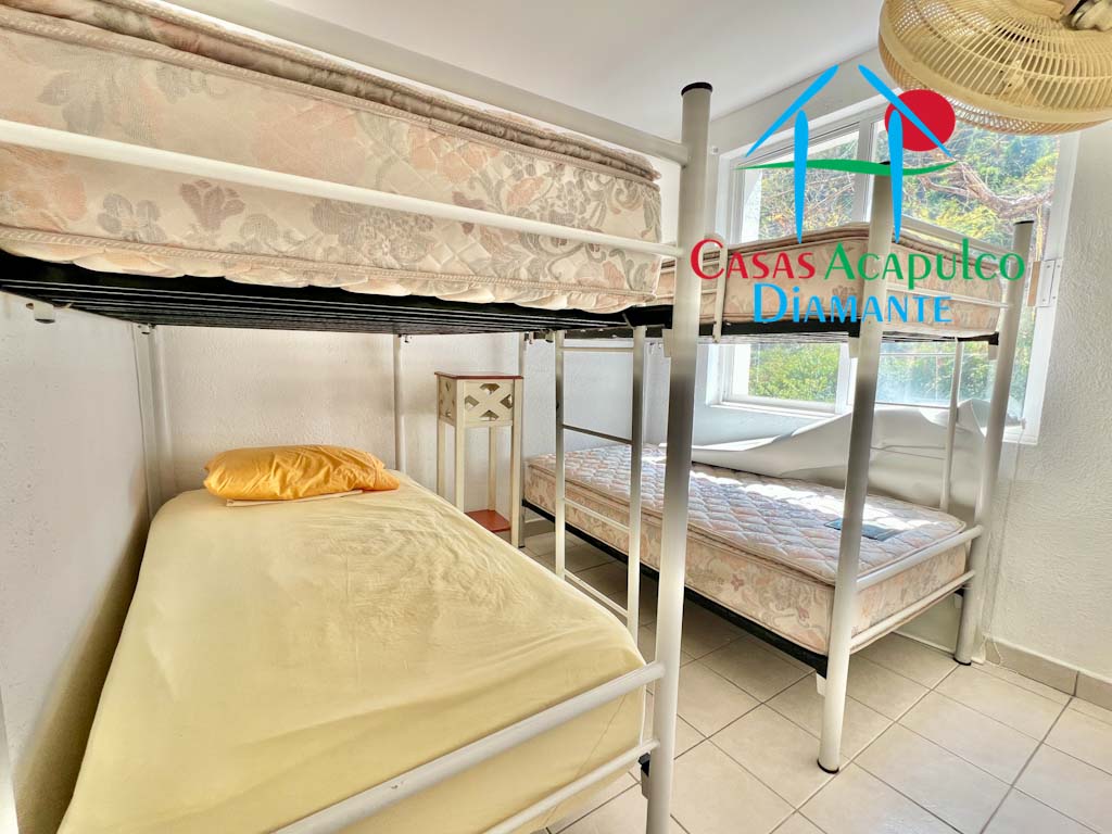 Brisas Diamante T2 119 - Recámara uno 1